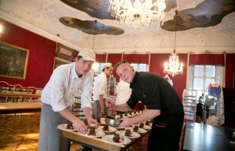 Bild: IMLAUER-Team bei einem Catering in der Salzburger Residenz