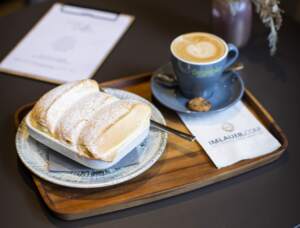 Bild: Salzburger Nockerl und Kaffee