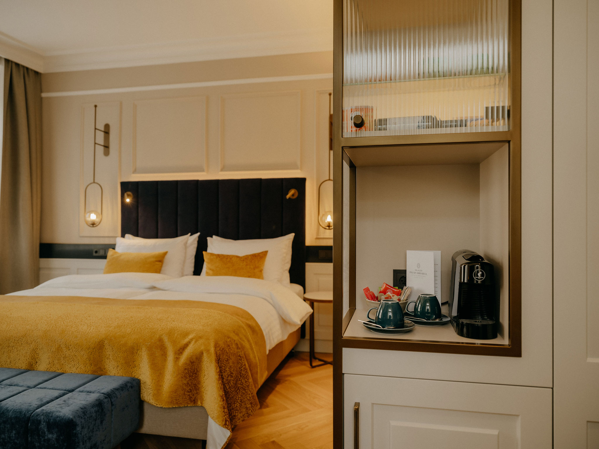 Deluxe double room IMLAUER Palais Mirabell