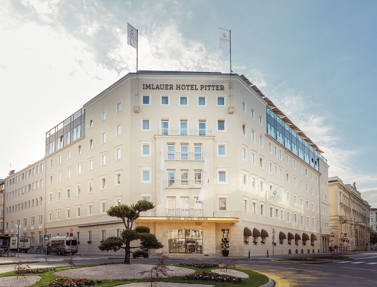 IMLAUER-HOTEL-PITTER_main-entrance