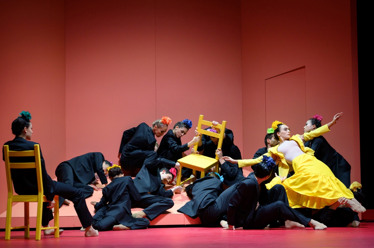 Fridas-Welt-–-Dafne-Barbosa-Valbona-Bushkola-und-Ensemble-©-SLT-Tobias-Witzgall-web